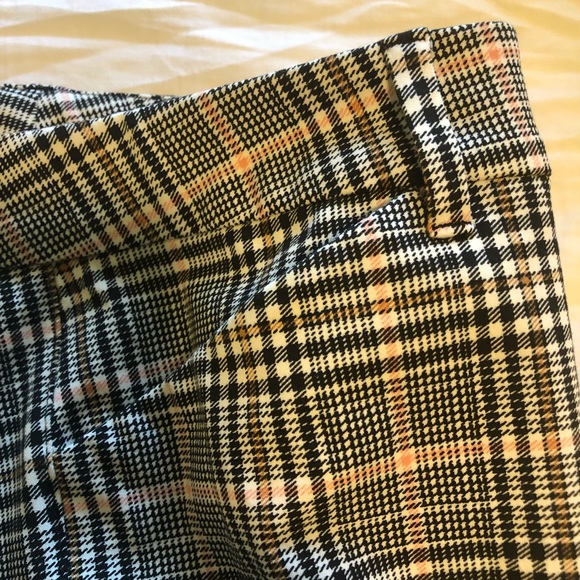 Old Navy Pants - Picture 2 of 2